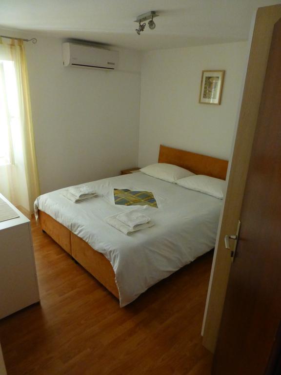 Apartment Elena Rooms Σπλιτ Εξωτερικό φωτογραφία
