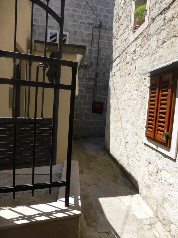 Apartment Elena Rooms Σπλιτ Εξωτερικό φωτογραφία